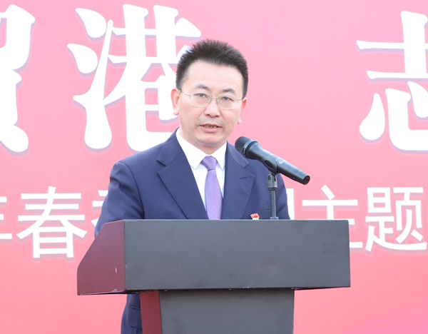 beats365亚洲版官网举行2024年春季学期主题升国旗暨学雷锋志愿服务月启动...